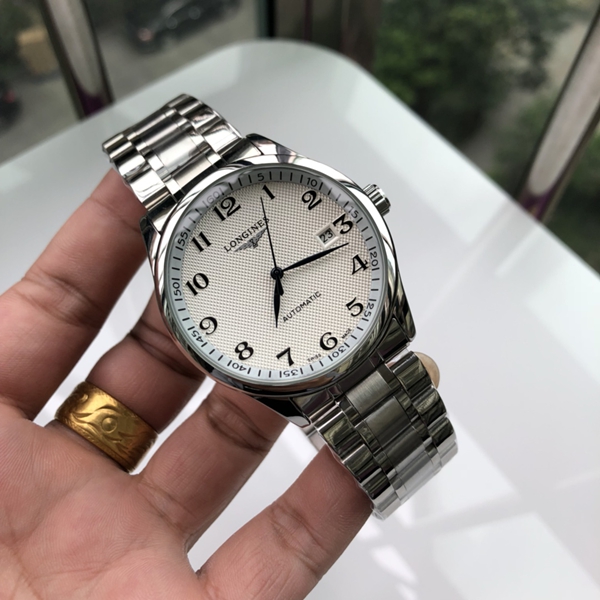 ブランド時計全体デザイン